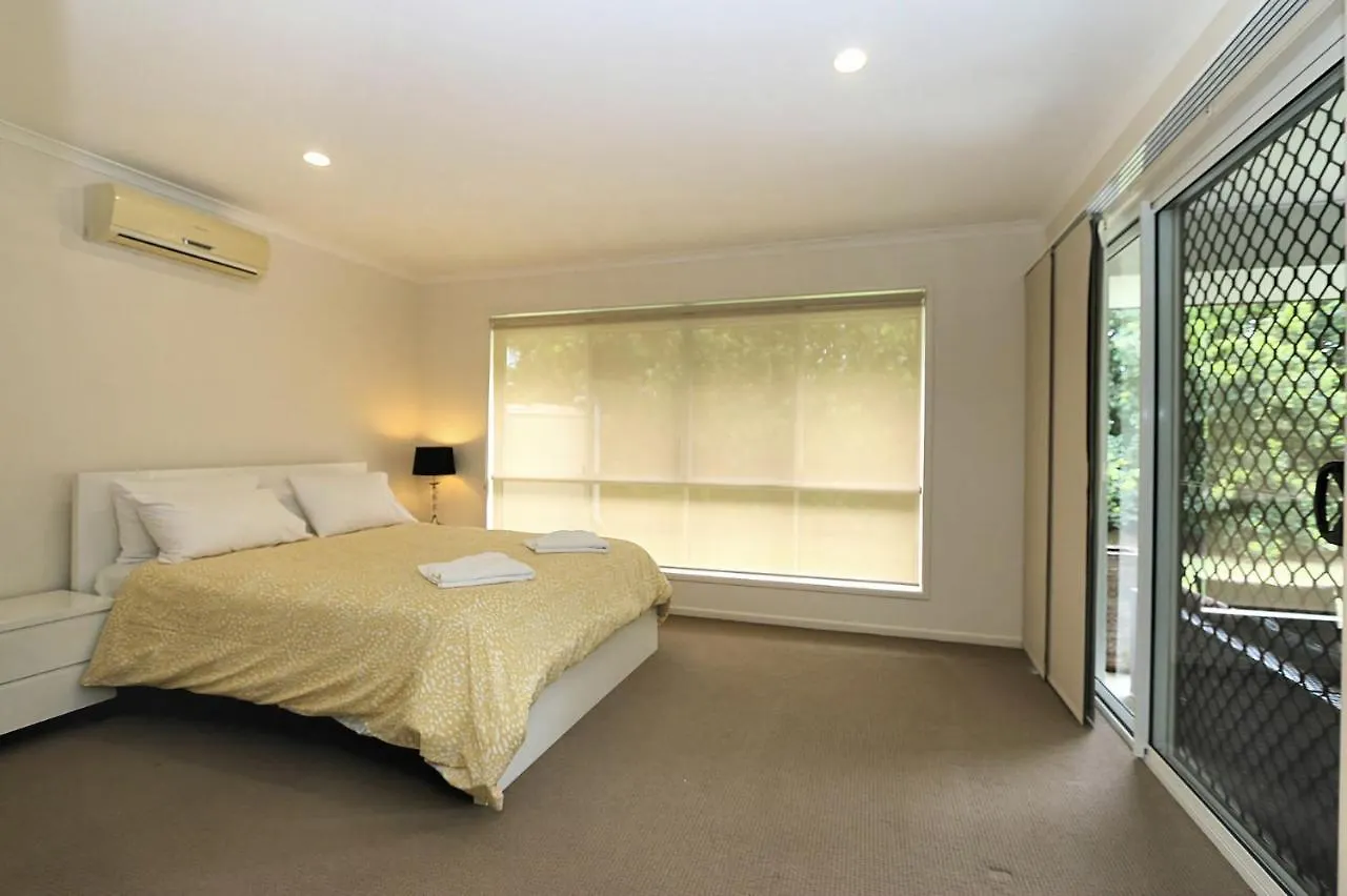 2 Starfish Crescent Bargara Villa 0*,  Australia