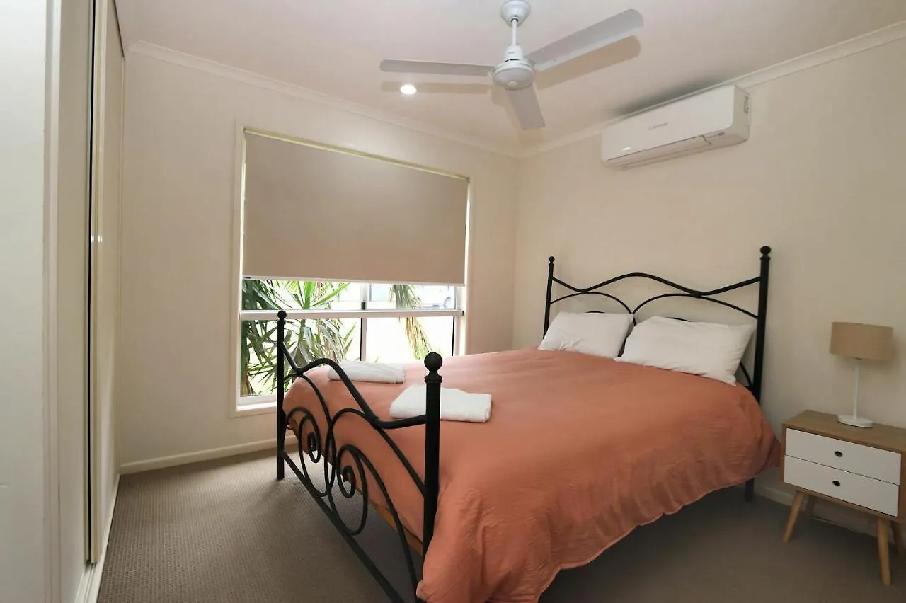 2 Starfish Crescent Bargara Villa Holiday home
